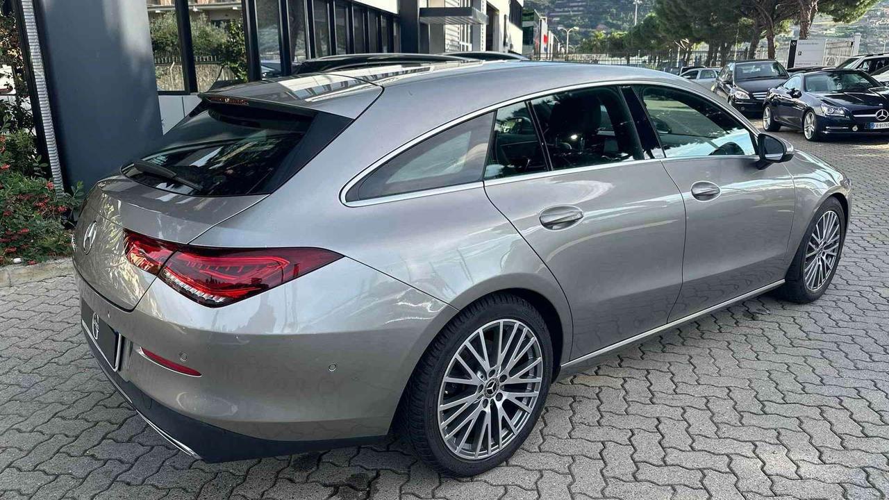 Mercedes-Benz CLA Shooting Brake 200 d Sport auto