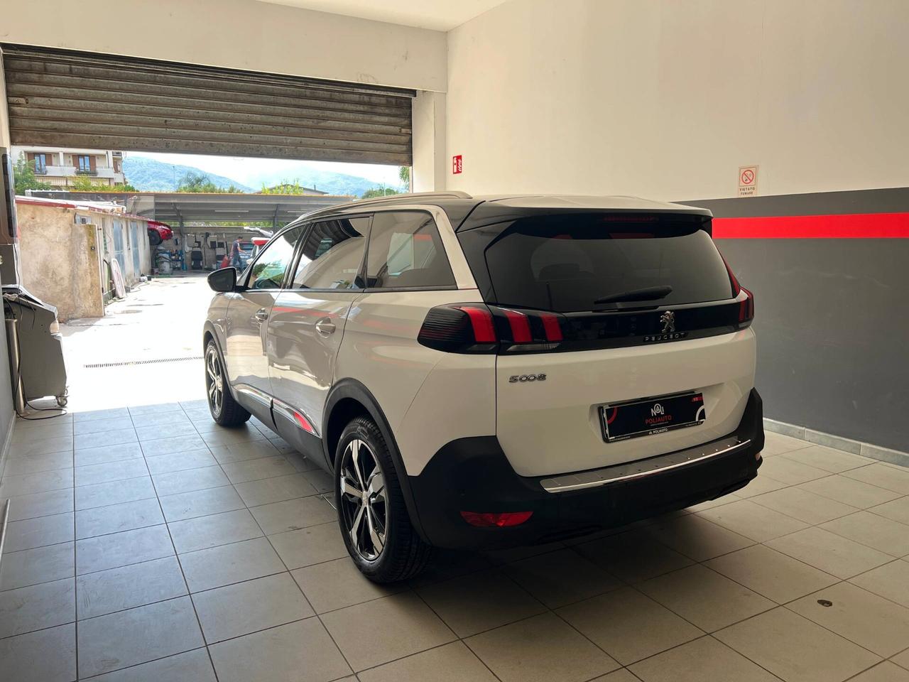 Peugeot 5008 BlueHDi 120 S&S Allure