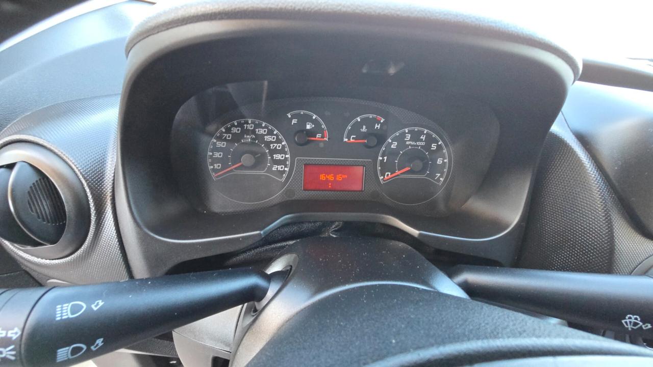 Fiat Fiorino 1.3 MJT 95CV Cargo SX