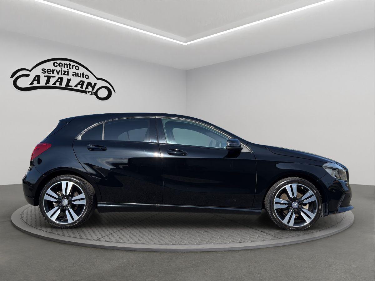 MERCEDES - Classe A - A 200 d 136CV Automatic Premium BLACK EDITION