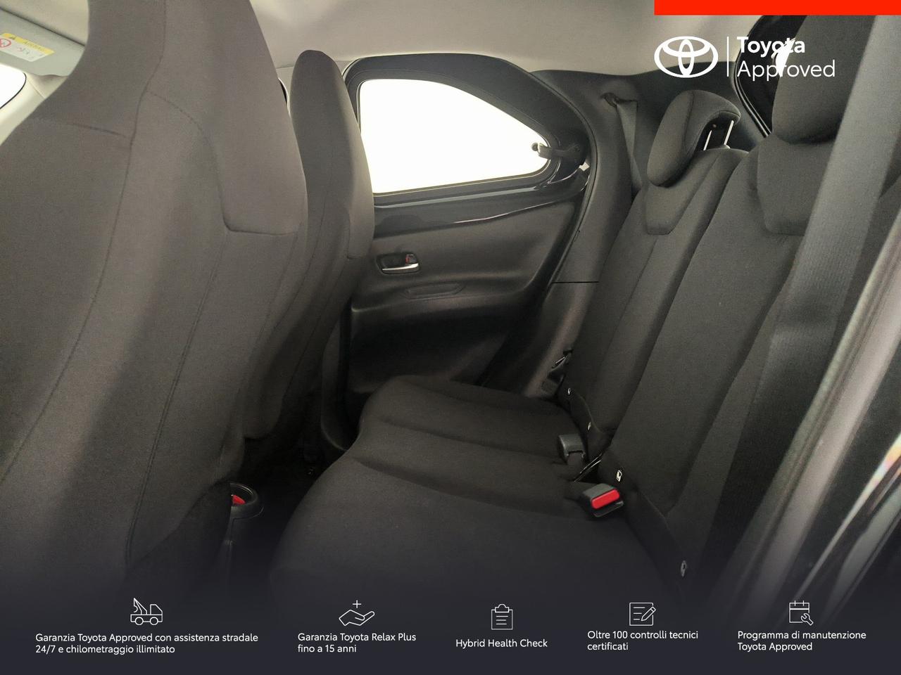 Toyota Aygo x 1.0 active 72cv