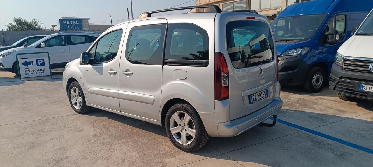 Peugeot Partner Tepee 1.6 HDi 92CV Style GANCIO TRAINO