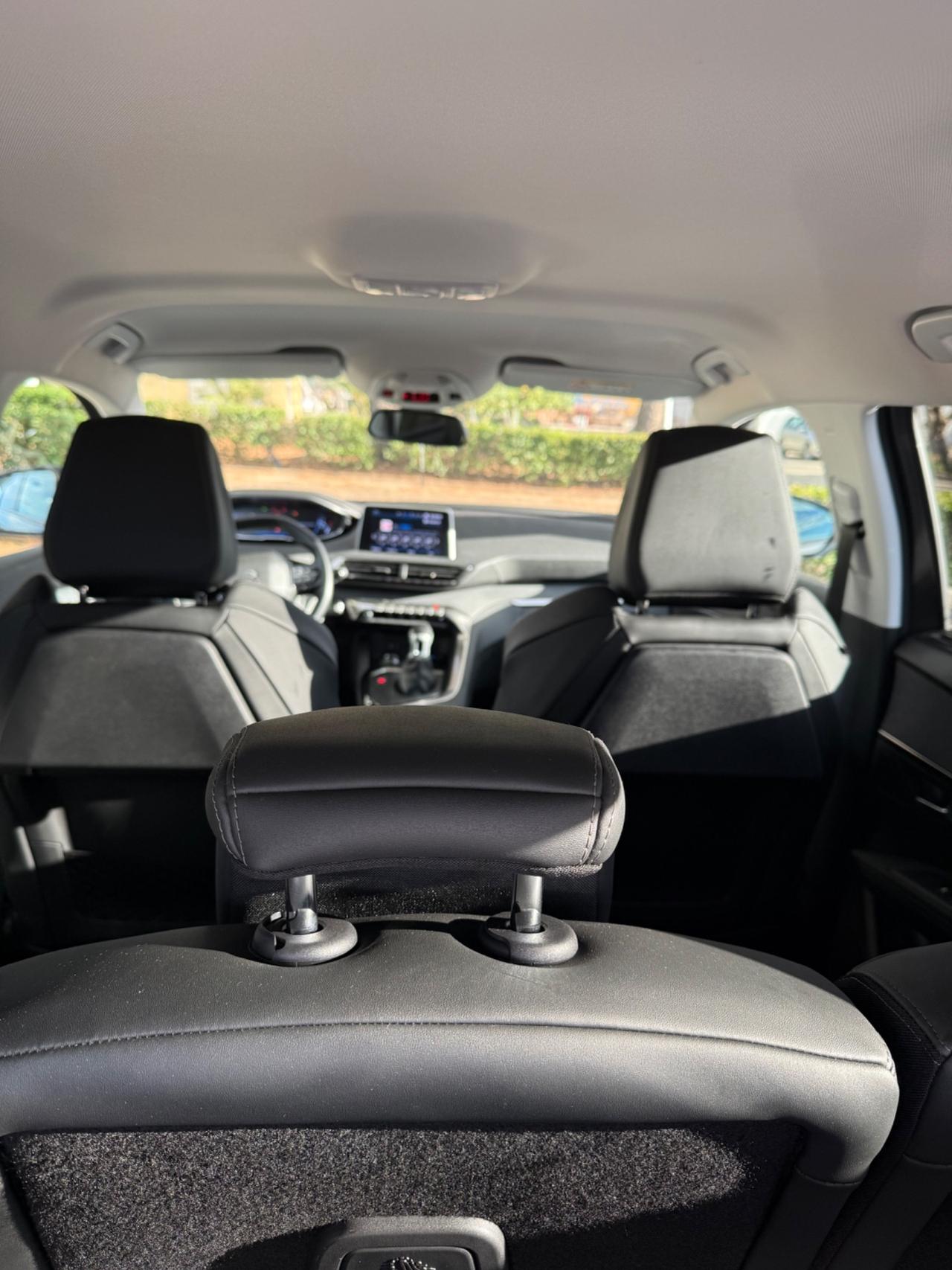 Peugeot 5008 BlueHDi 130 S&S Allure