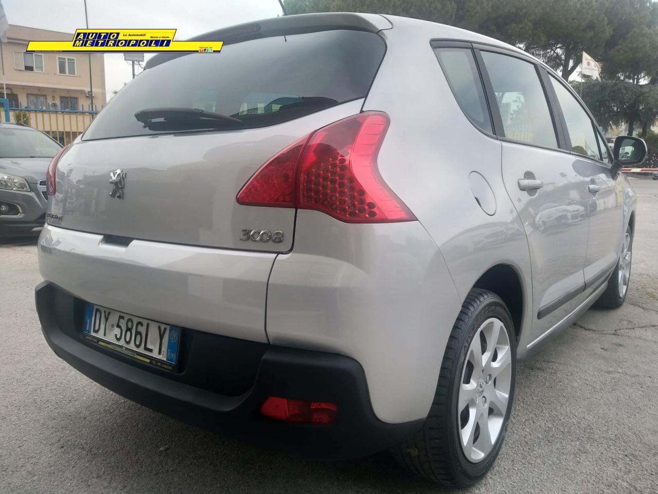 Peugeot 3008 1.6 110cv HDi Active