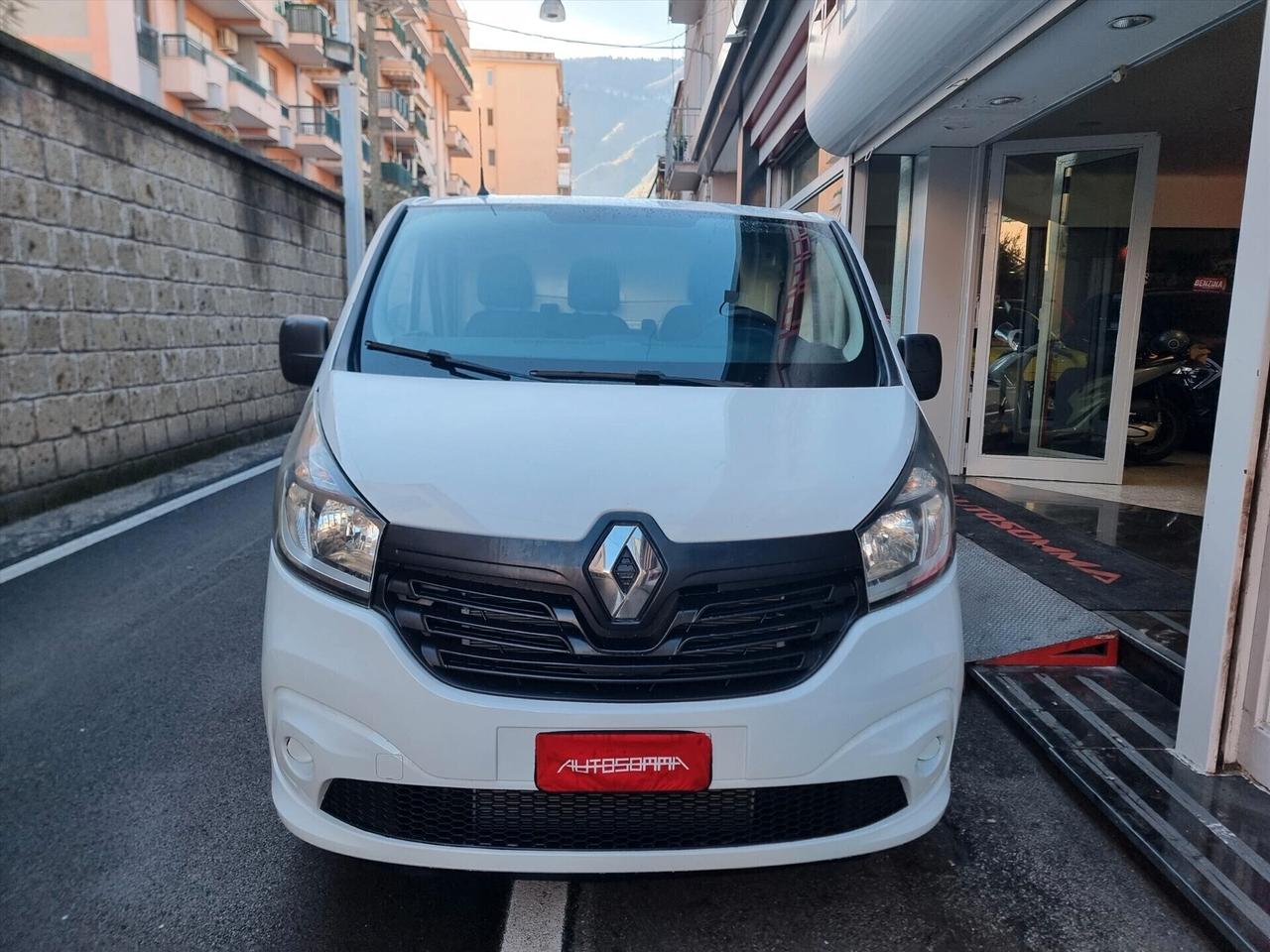 Renault TRAFIC 2.0 DCI L2 PL TB PASSO LUNGO TETTO BASSO IVA ESCLUSA