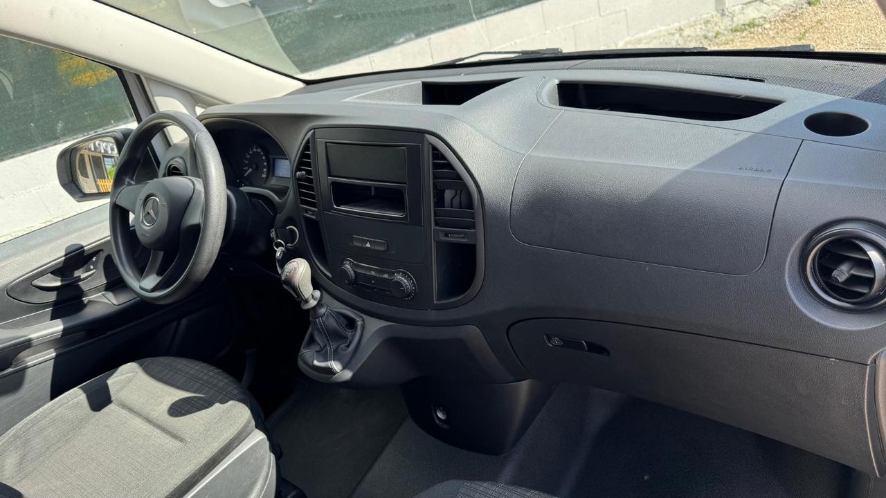 Mercedes-benz V 220 d Sport Long