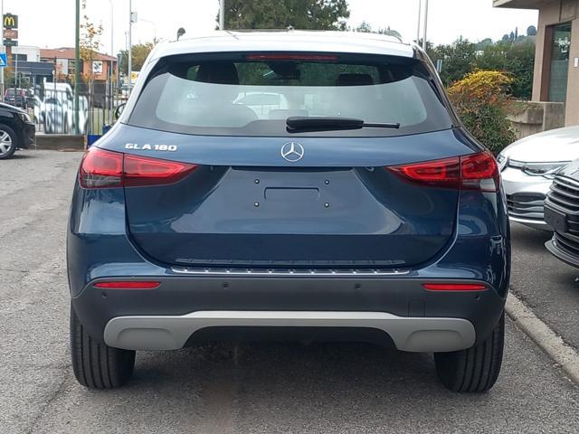 MERCEDES-BENZ GLA 180 Automatic Sport Progressive NAVI LED CAMERA