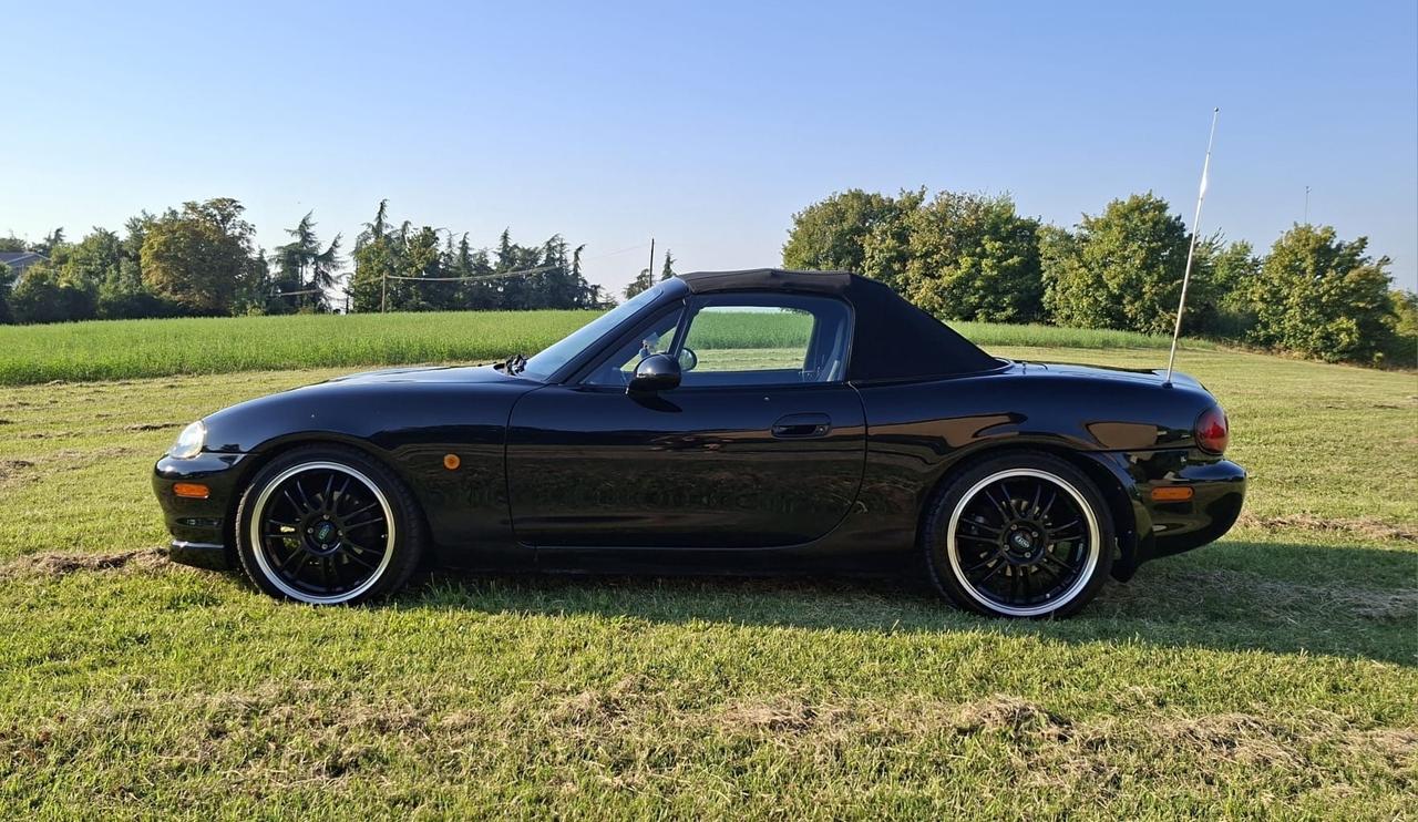 Mazda MX-5 1.6i 16V cat Naked book completo