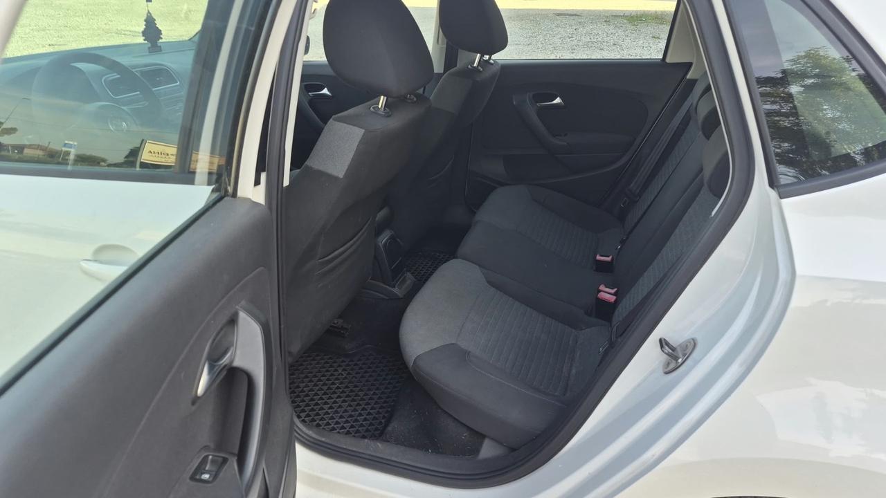 Volkswagen Polo 1.6 TDI 90CV DPF DSG 5 porte Highline