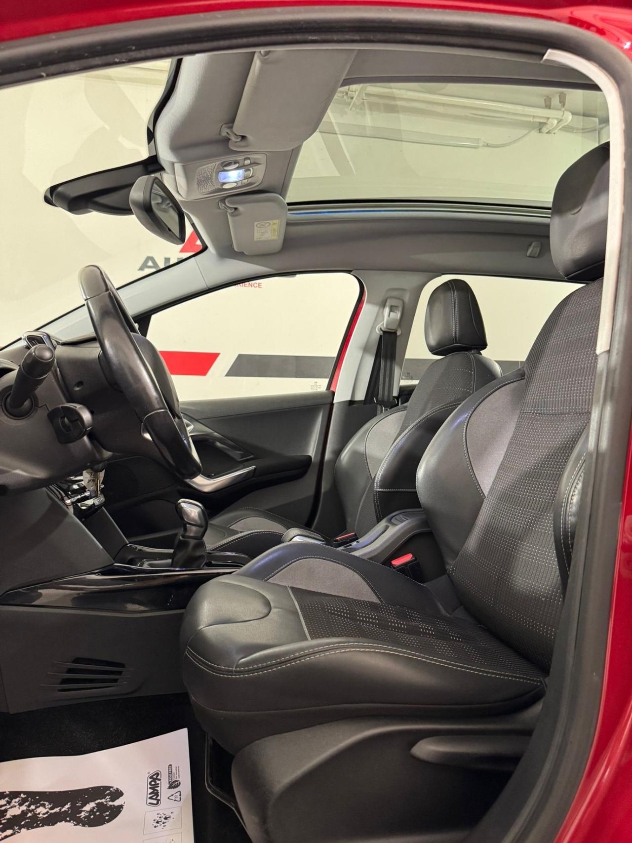 Peugeot 2008 BlueHDi 100 Allure*EURO 6B*
