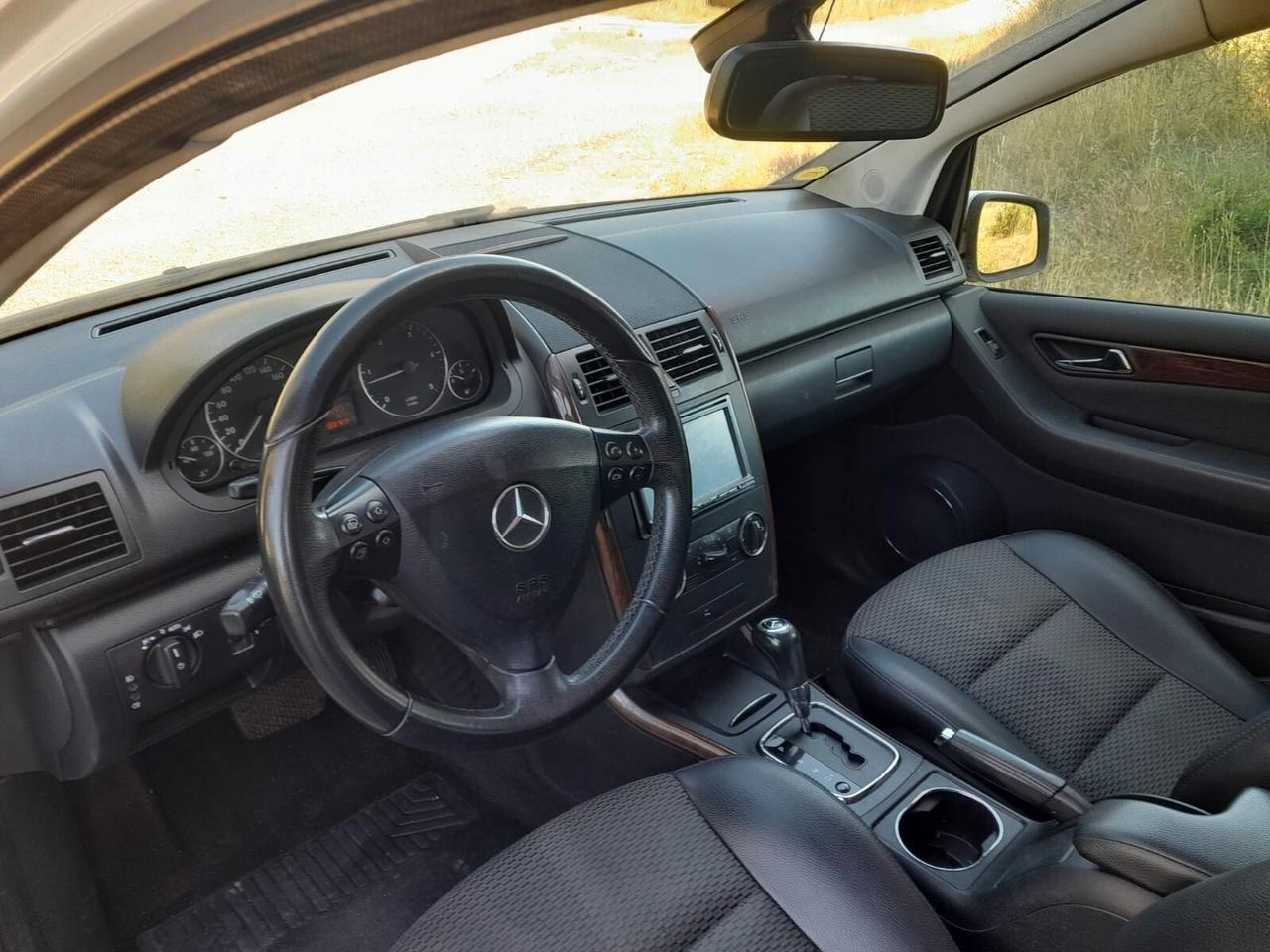 Mercedes-benz A 180 CDI AUTOMATICA