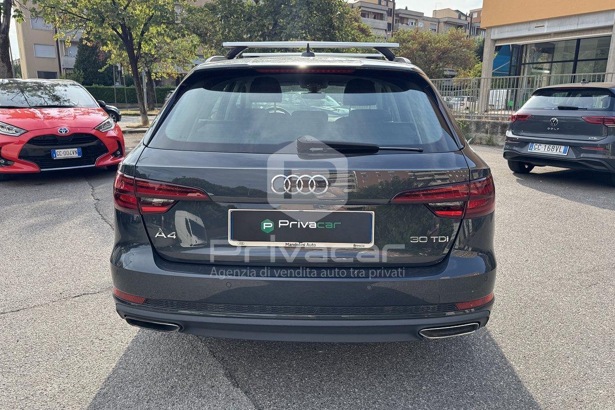 AUDI A4 Avant 30 TDI S tronic