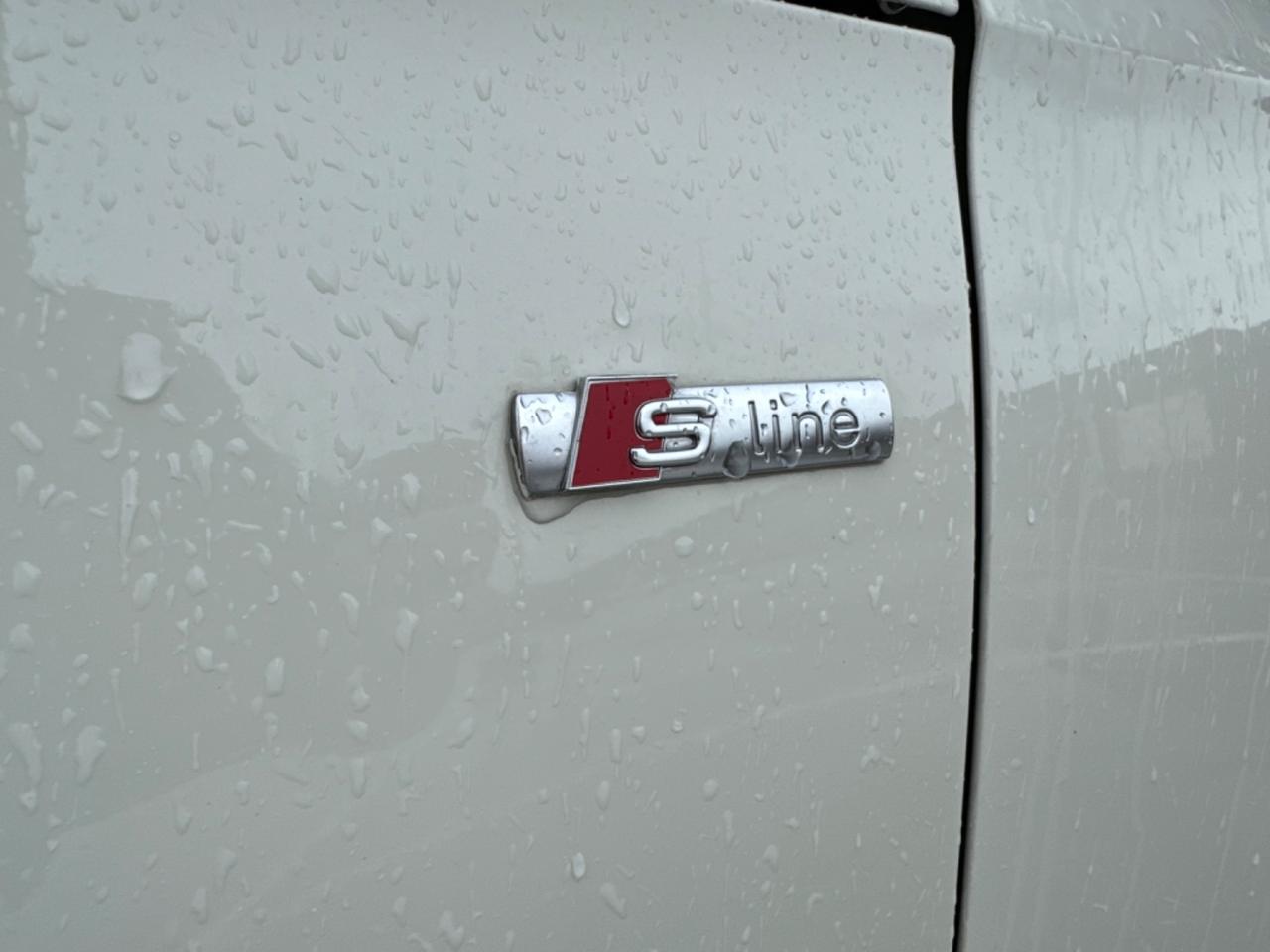 Audi A1 SPB 1.6 TDI 105cv S-Line UNIPRO! FULL!!