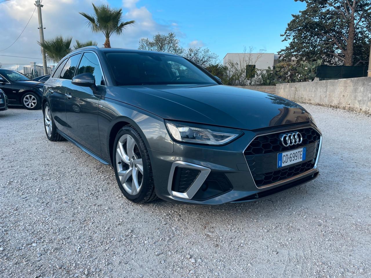 Audi A4 Avant 35 TDI/163 CV S tronic line edition