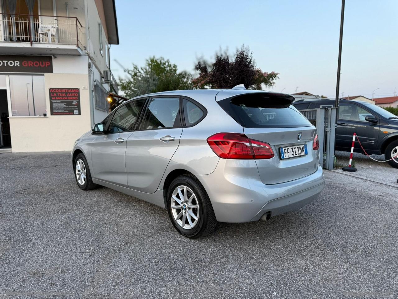 BMW 216i Active Tourer Luxury NEOPATENTATI