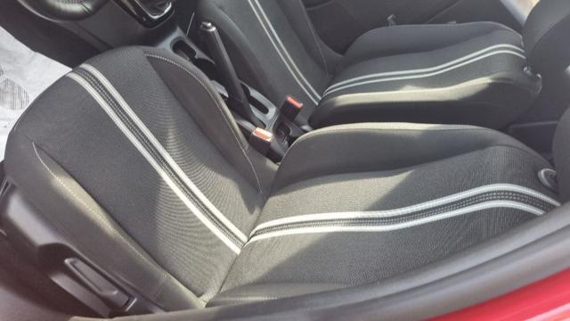 OPEL Corsa 1.2 Design & Tech GPL