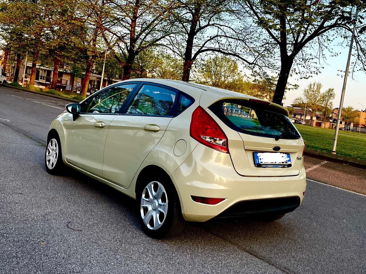 Ford Fiesta Fiesta+ 1.4 5 porte Bz.- GPL