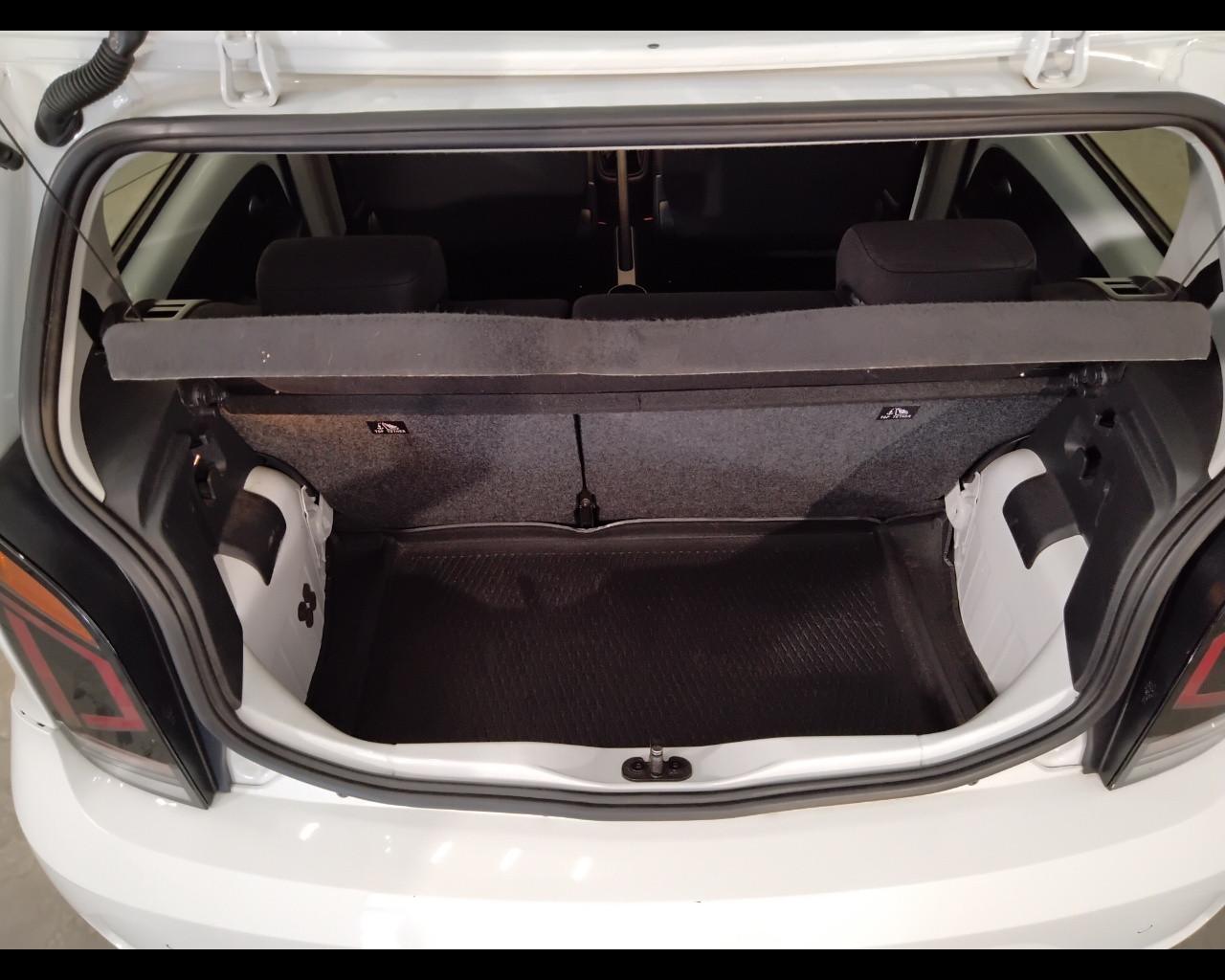 VOLKSWAGEN up! 5p 2017 - up! 5p 1.0 eco up! Move up! 68cv my20