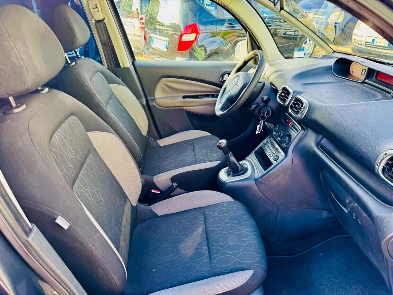 Citroen C3 Picasso 1.6 HDi 90 mila km Neopatentati