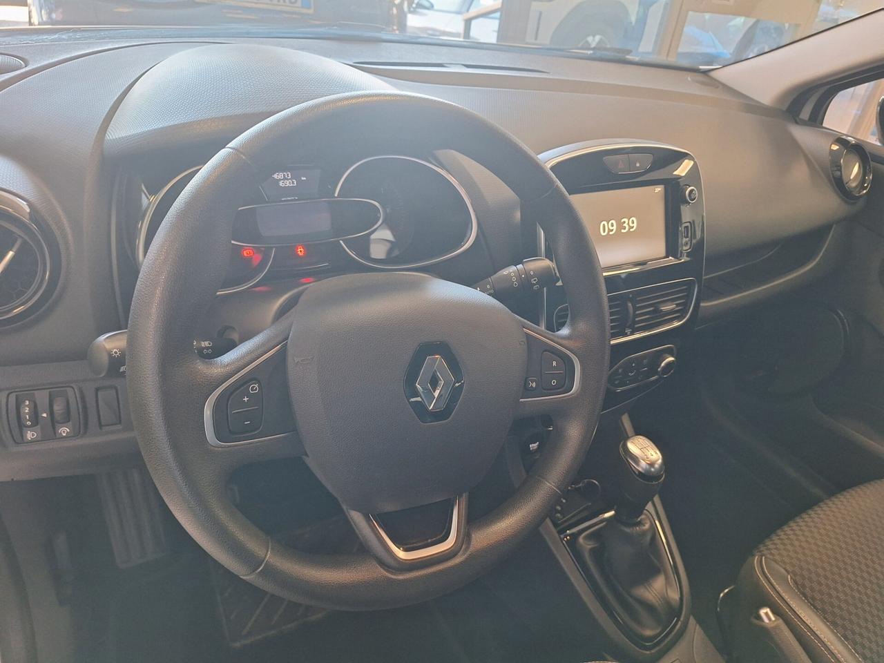 Renault Clio TCe 12V 90 CV GPL 5 porte Moschino Life