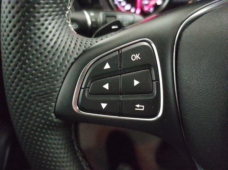 Mercedes-Benz GLA (X156) - GLA 200 d Automatic 4Matic Business Extra