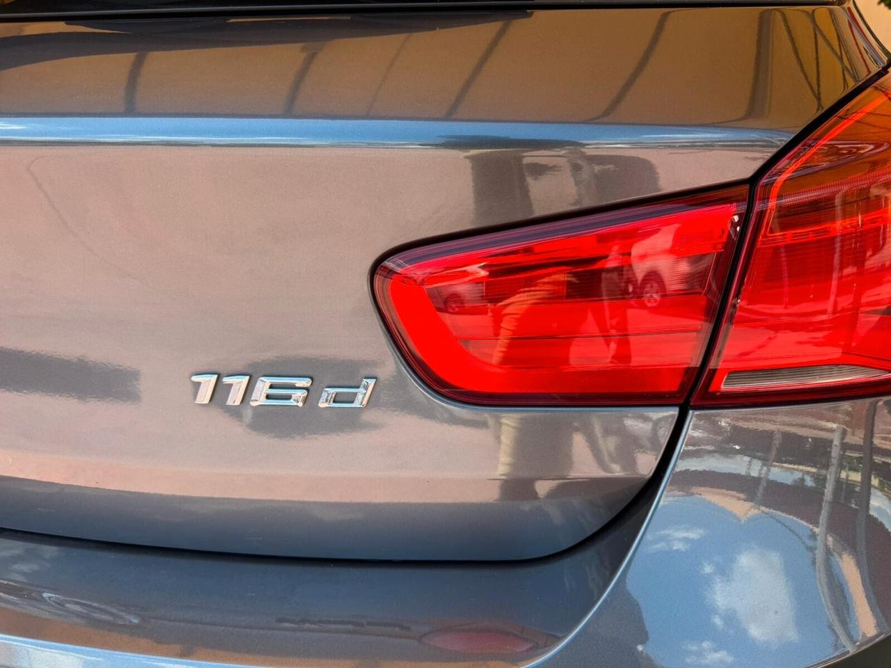 Bmw 116 116d 5p. Advantage