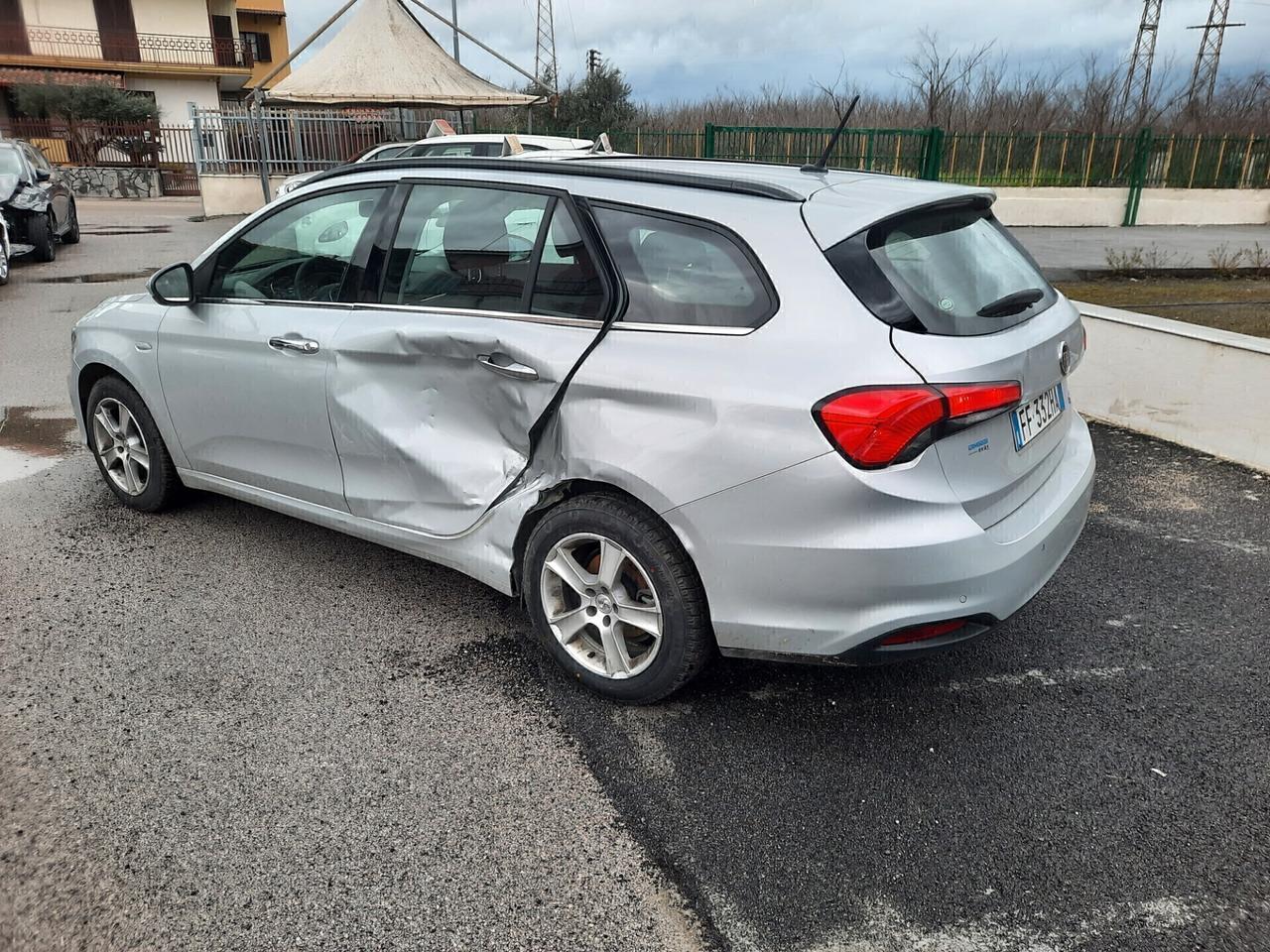 Fiat Tipo 1.6 Mjt S&S SW Lounge