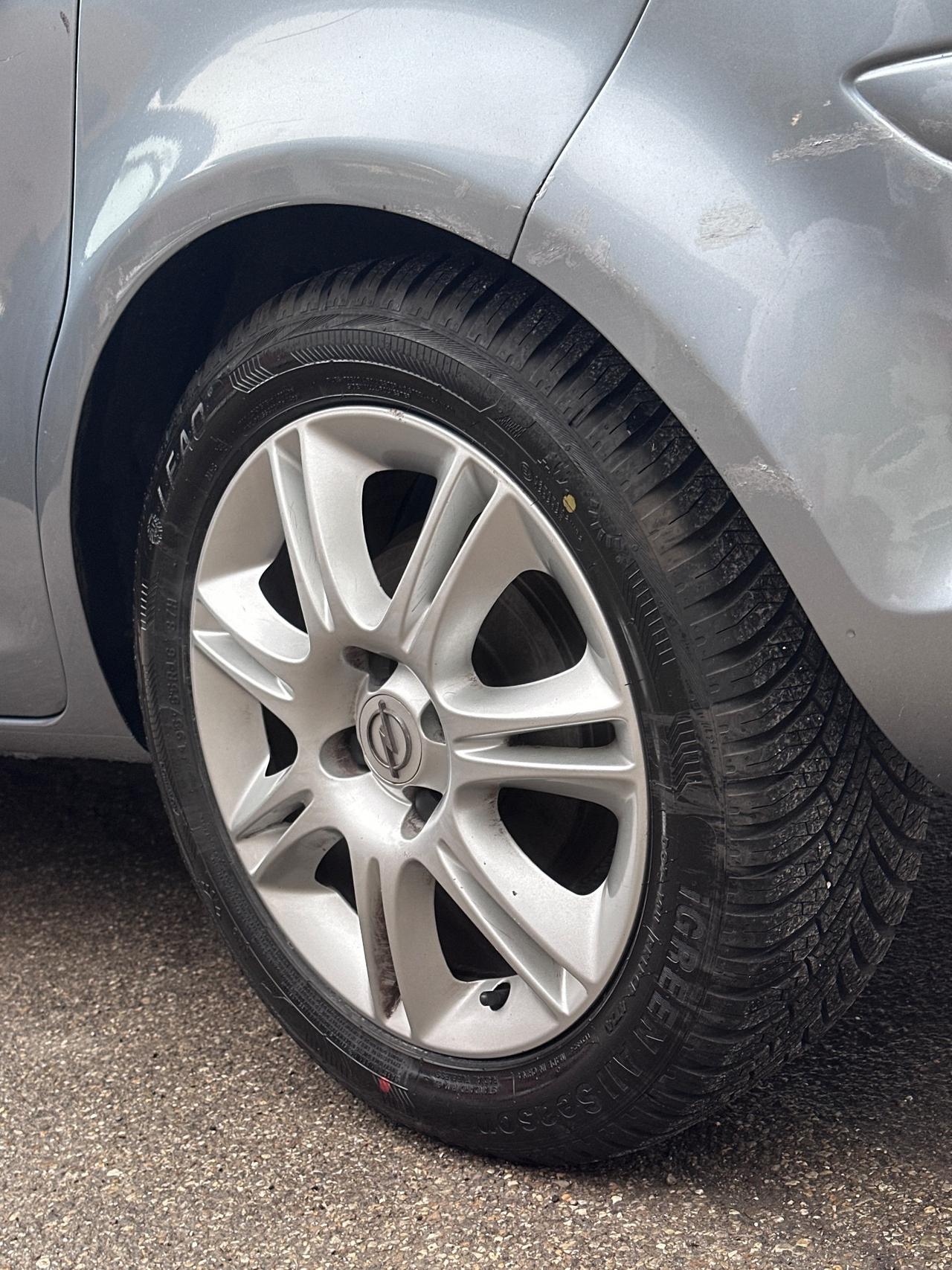 Opel Corsa 1.2 5 porte Club solo 73000 km certificati