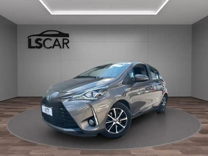Toyota - Yaris 1.5 Hybrid Lounge