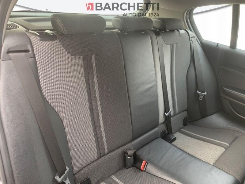 BMW Serie 1 (F20) 116D 5P. URBAN