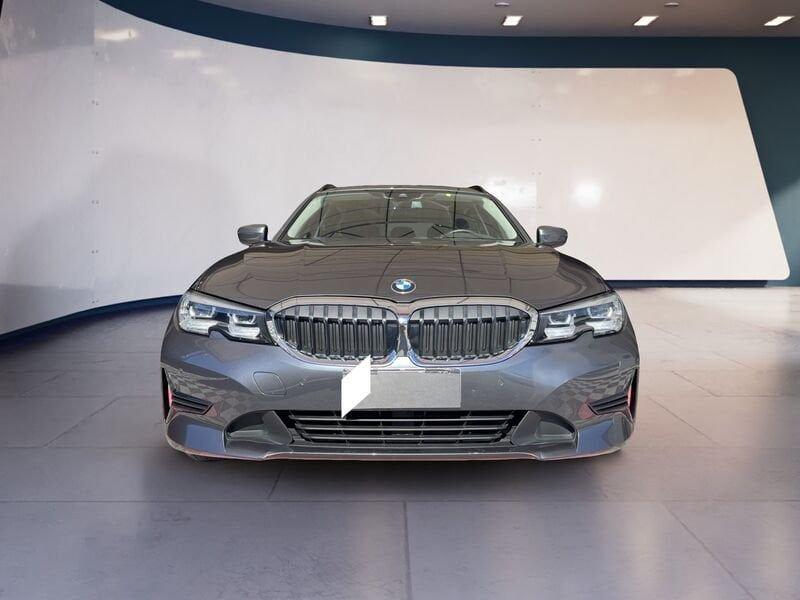 BMW Serie 3 320d 48V Touring Business Advantage