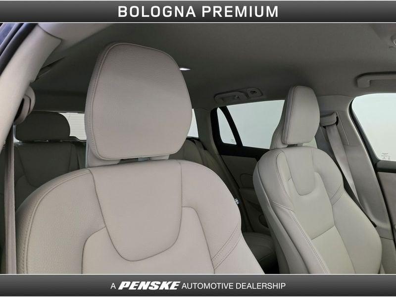 Volvo V60 Cross Country V60 Cross Country B4 (d) AWD automatico Plus