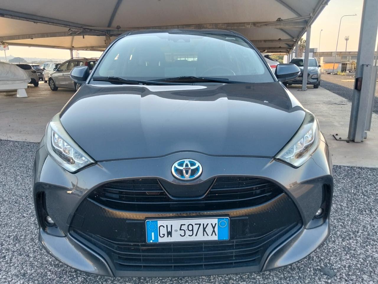 Toyota Yaris 1.5 Hybrid 5P Lounge - 2020
