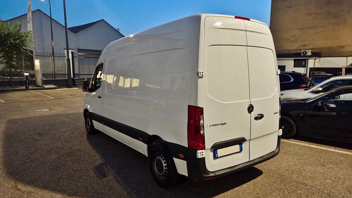 Mercedes Benz Sprinter 110 CDI 114 CV !