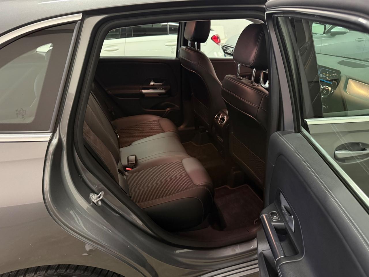 Mercedes-benz B 200 d Automatic Sport