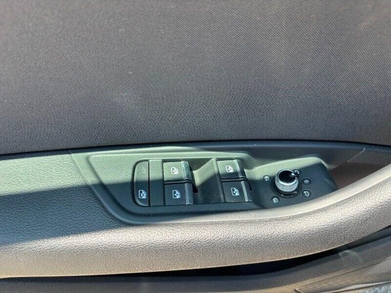 Audi A4 A4 Avant 35 TDI/163 CV S tronic Business Advanced