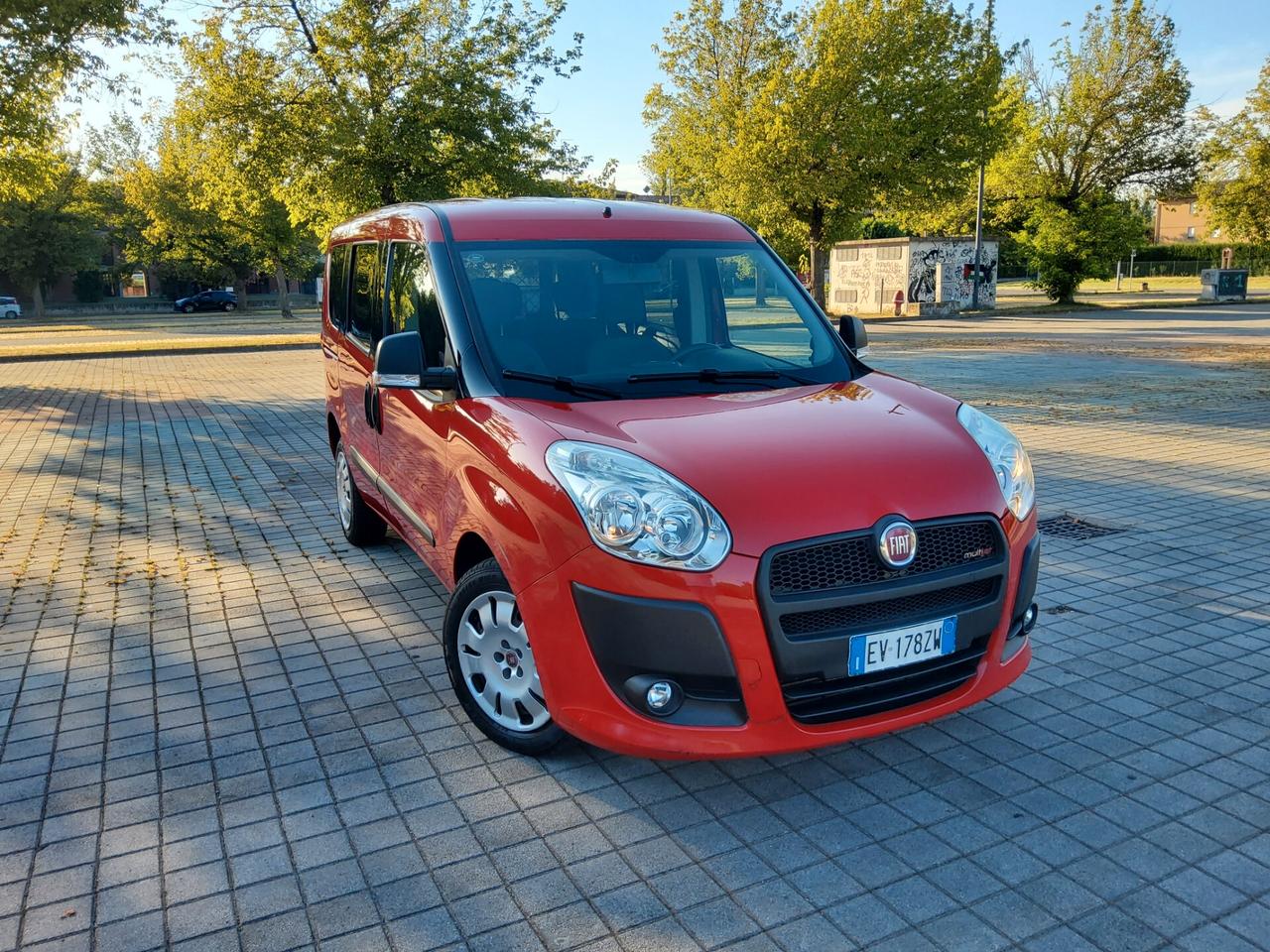 Fiat Doblo Doblò 1.6 MJT 16V 90CV Dualogic Emotion