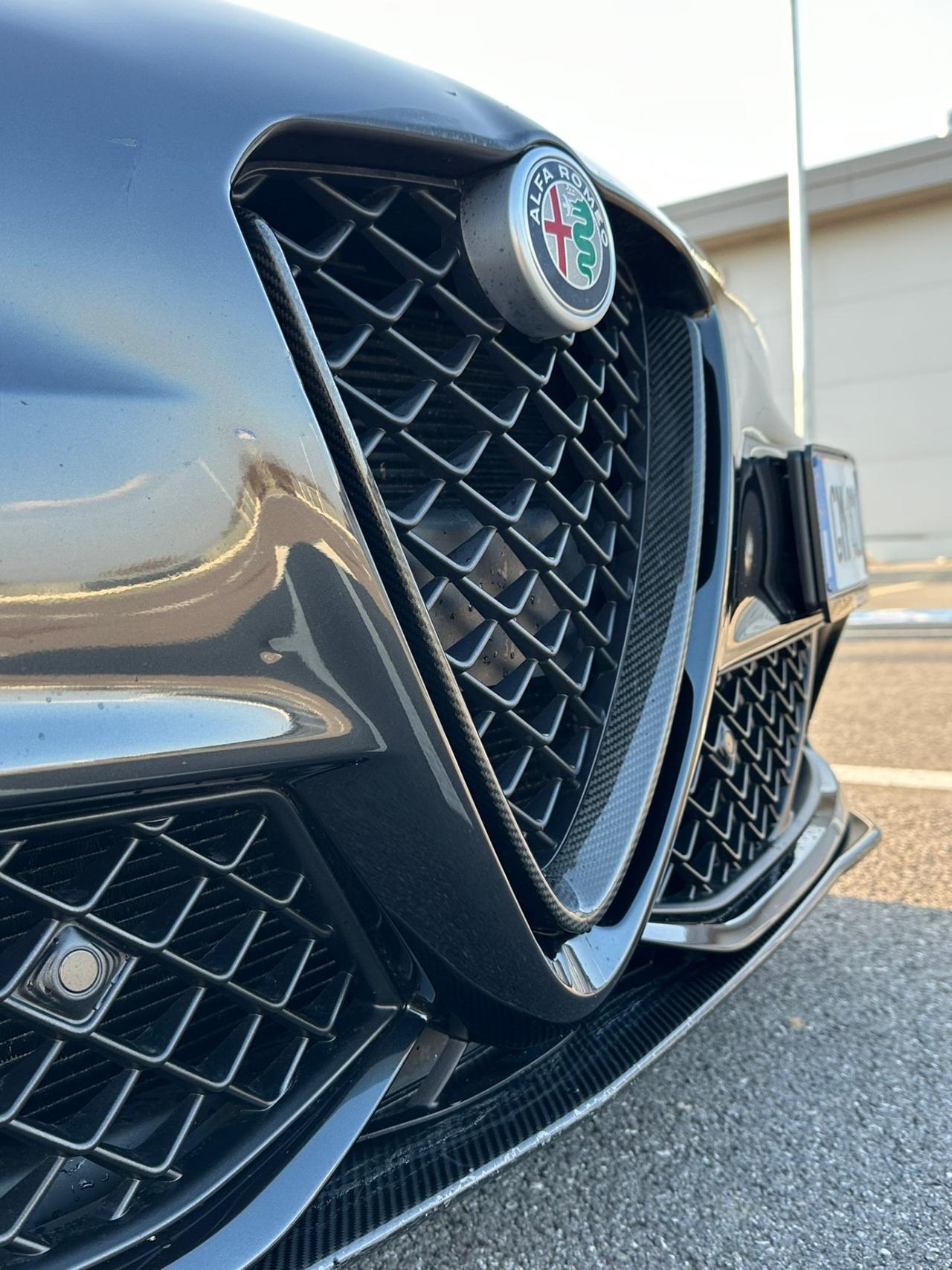 Alfa Romeo Giulia 2.9 T V6 AT8 Quadrifoglio