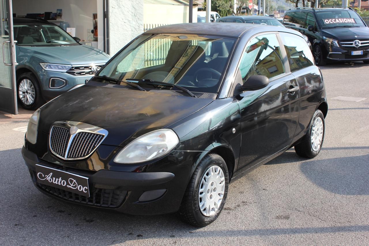 Lancia Ypsilon 1.2 IMPIANTO METANO PER COMMERCIANTI