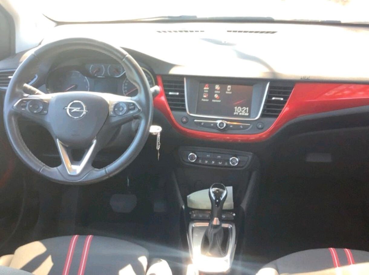 Opel Crossland X 1.2 TURBO GS LINE