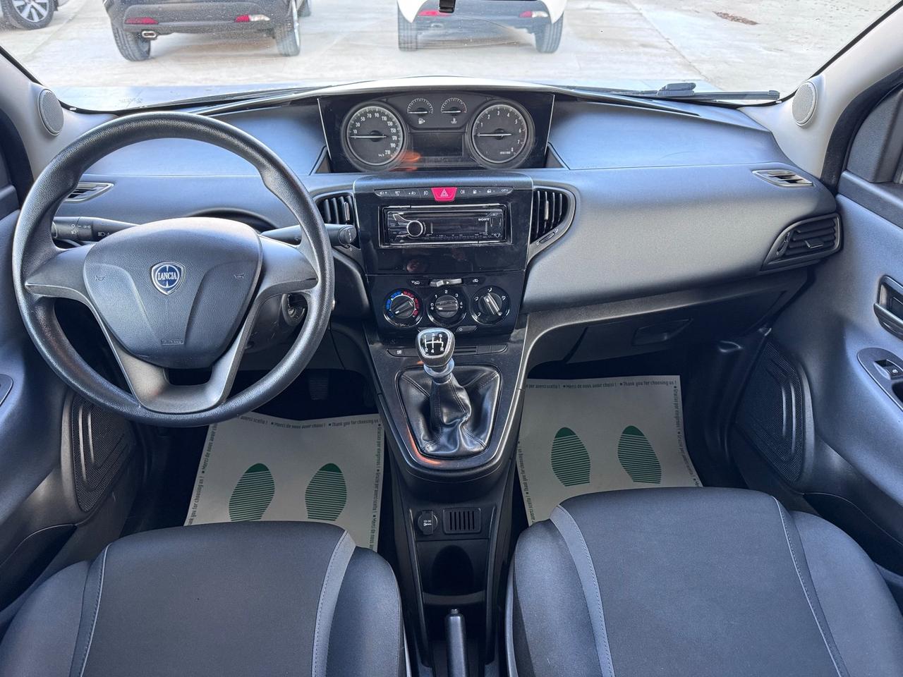 Lancia Ypsilon 0.9 TwinAir 85 CV 5 porte Metano Ecochic Platinum