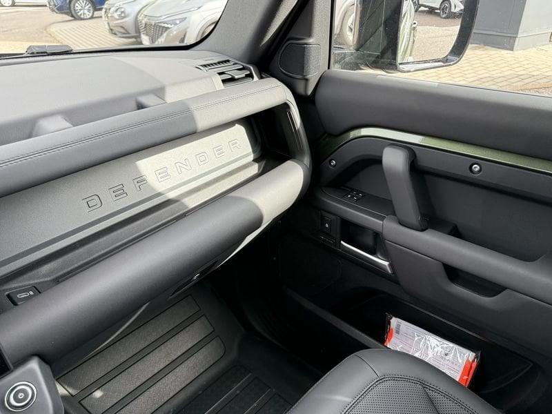 Land Rover Defender D250 AWD Auto 110 X-Dynamic SE