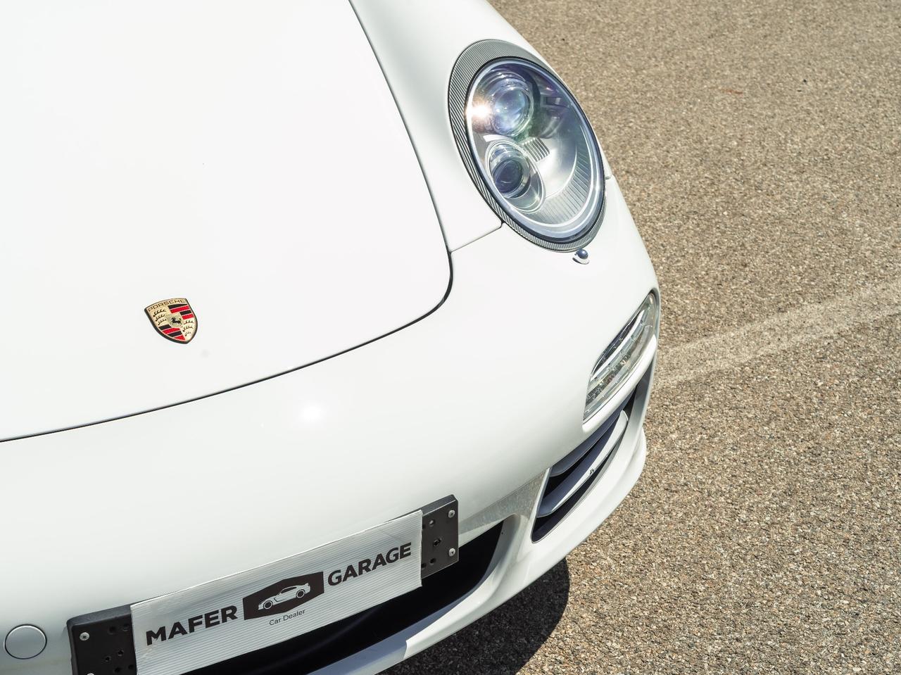 Porsche 911 Carrera 4S Coupé