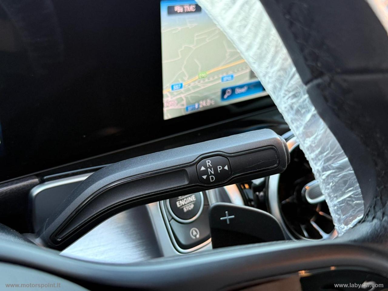 MERCEDES-BENZ GLB 180 d Automatic Business EXTRA DOPPIO TETTO PANORAMICO