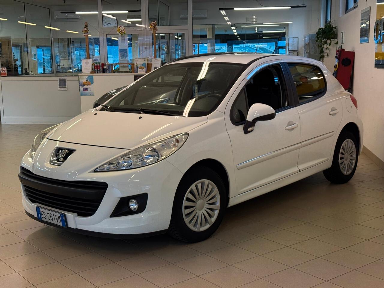 PEUGEOT 207 Plus 1.4cc 75CV 5p. BENZINA/GPL NEOPATENTATI
