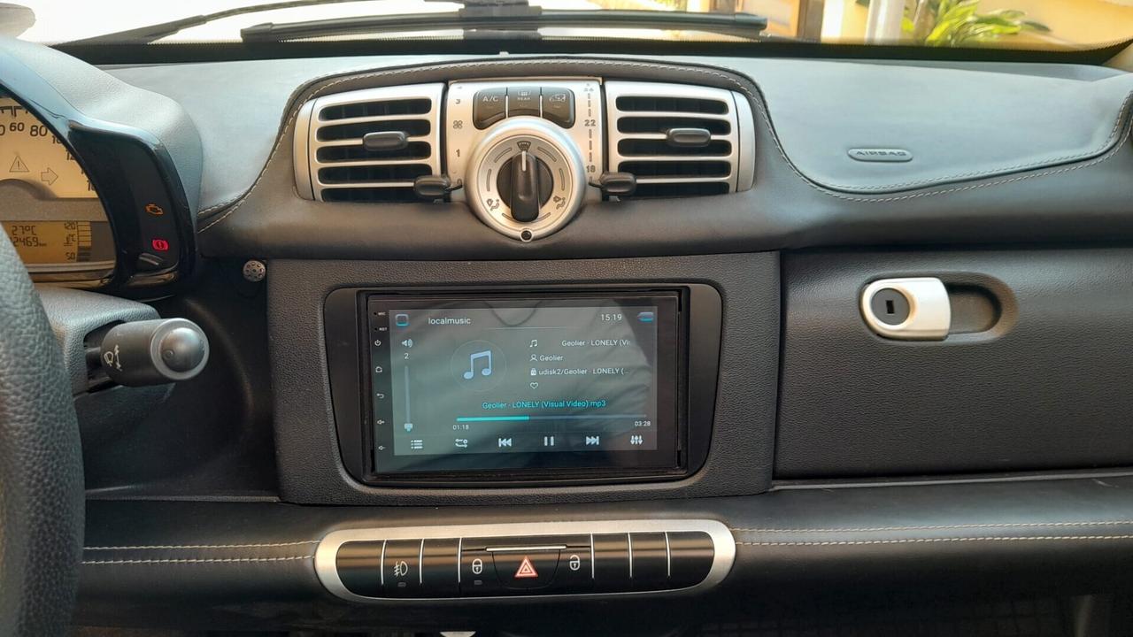 Smart ForTwo 1000 52 kW MHD cabrio pulse