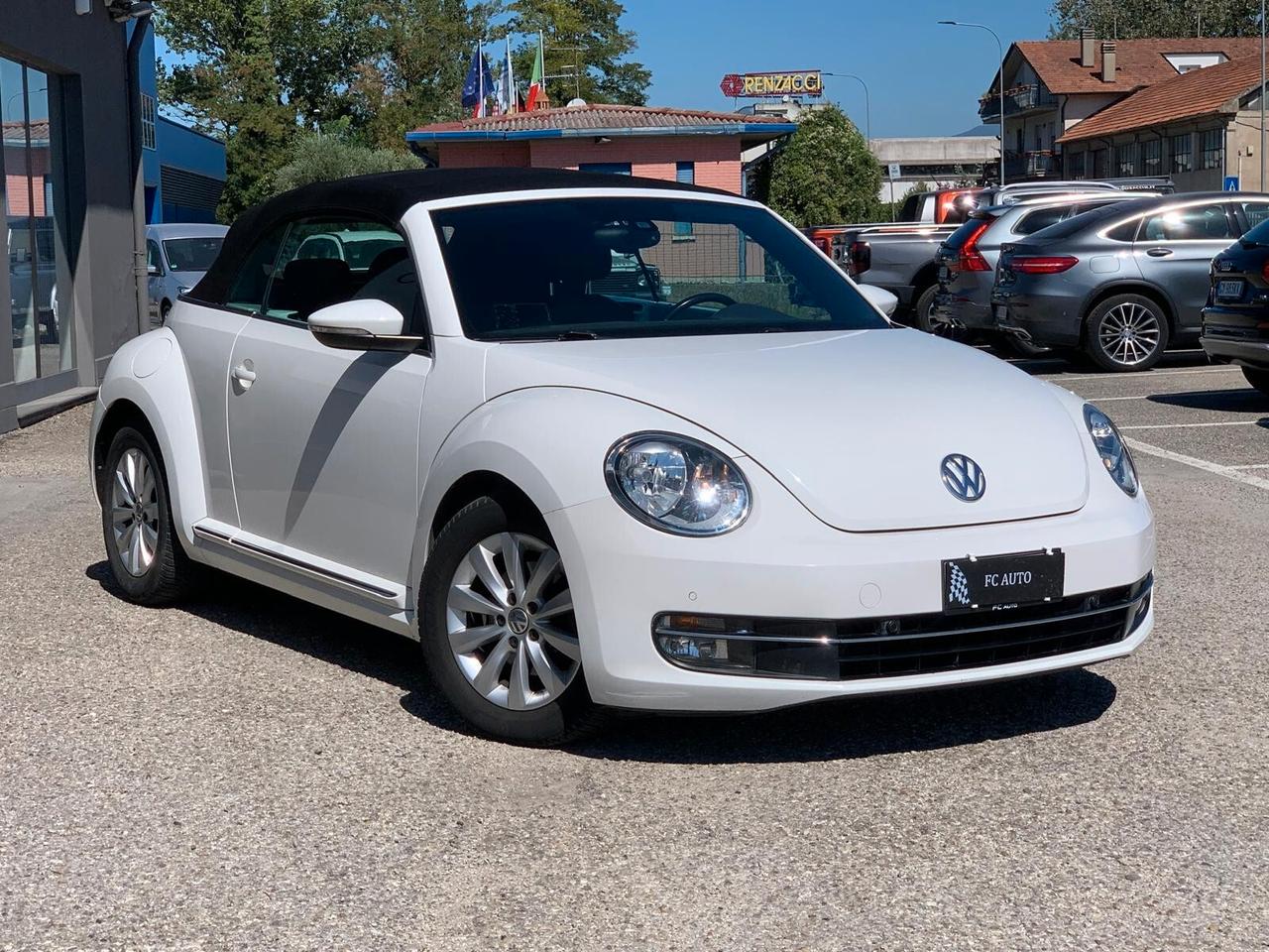 Volkswagen Maggiolino Cabrio 1.6 TDI Design