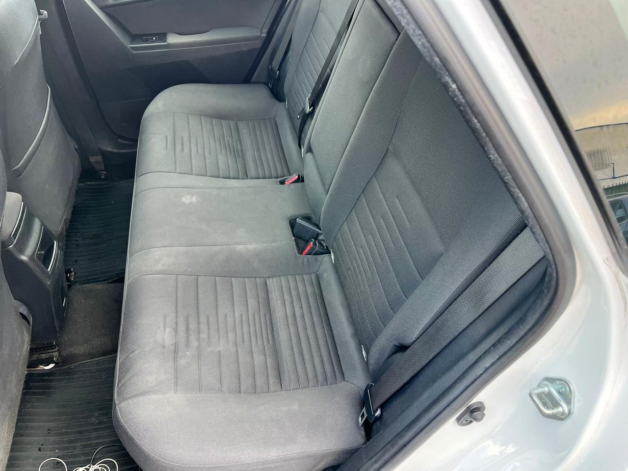 Toyota Auris 1.8 Hybrid sw
