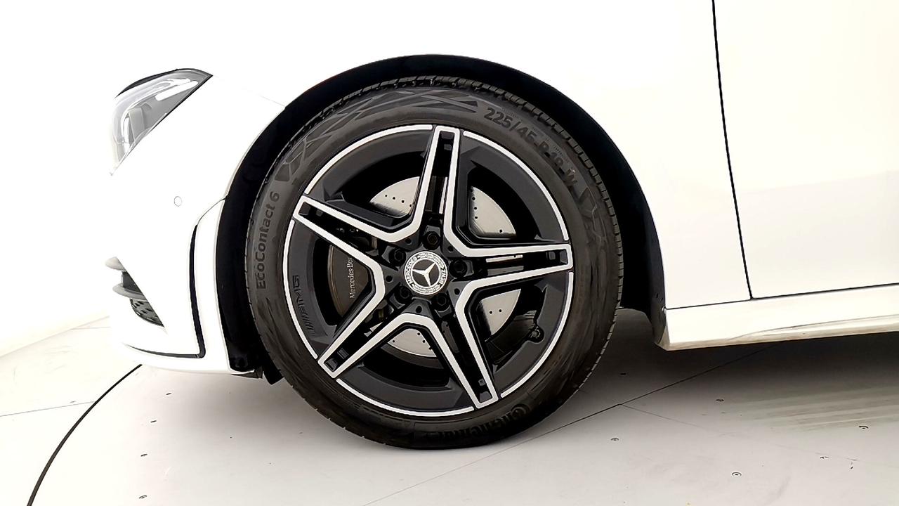 Mercedes-Benz CLA Sh.Brake - X118 - CLA Shooting Brake 200 d Premium auto