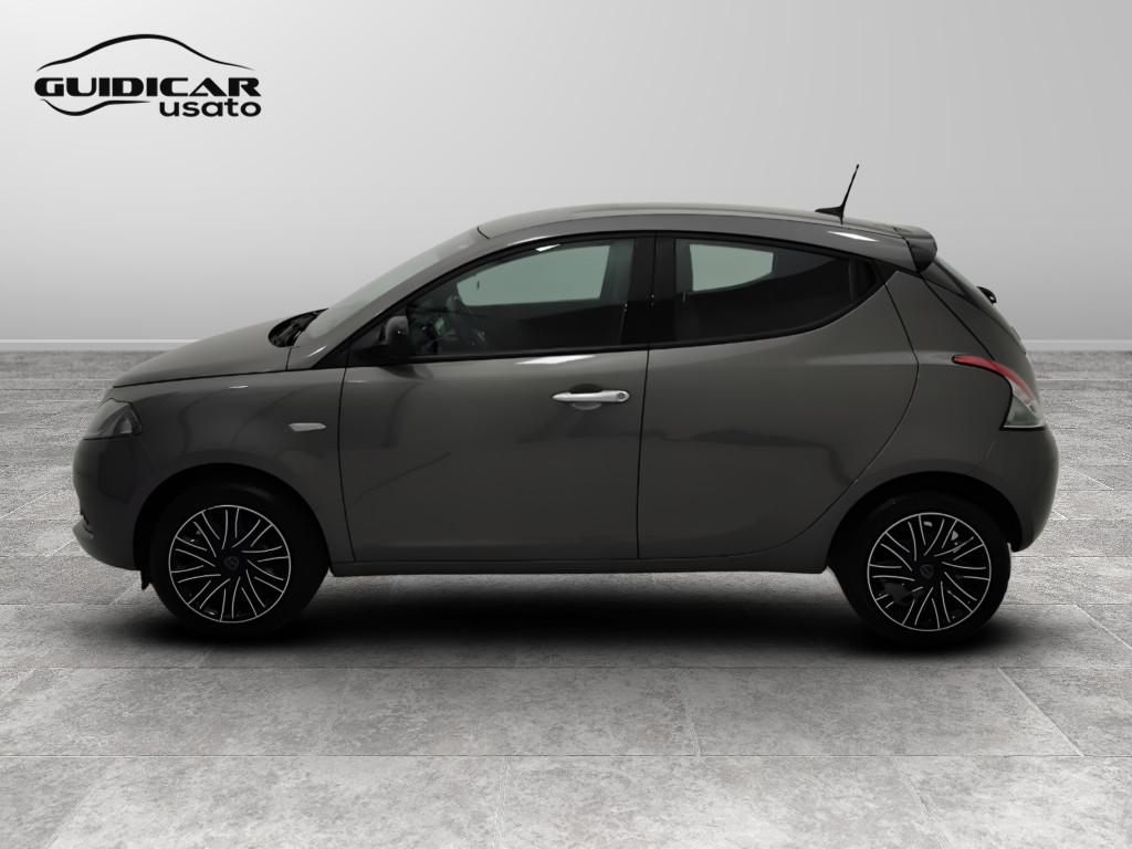 LANCIA Ypsilon III 2021 - Ypsilon 1.0 firefly hybrid Gold s&s 70cv